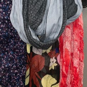 Bundle of 4 floral scarves